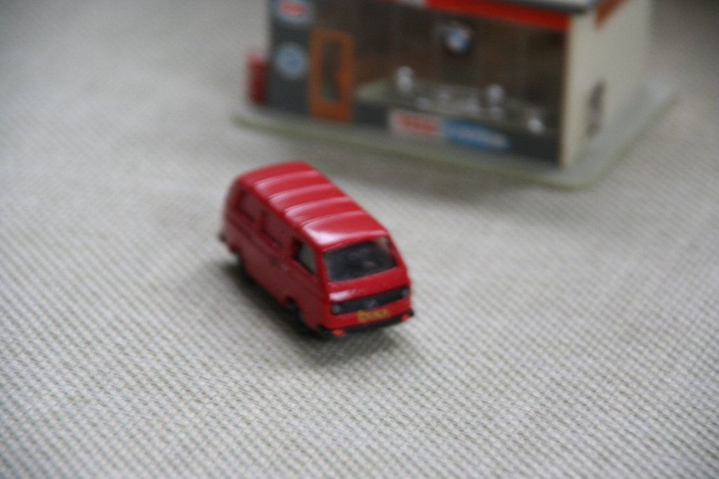 BRUDER 1:87, Volkswagen T3 bus (7-11), Ophalen of Verzenden, Zo goed als nieuw, Auto, Overige merken
