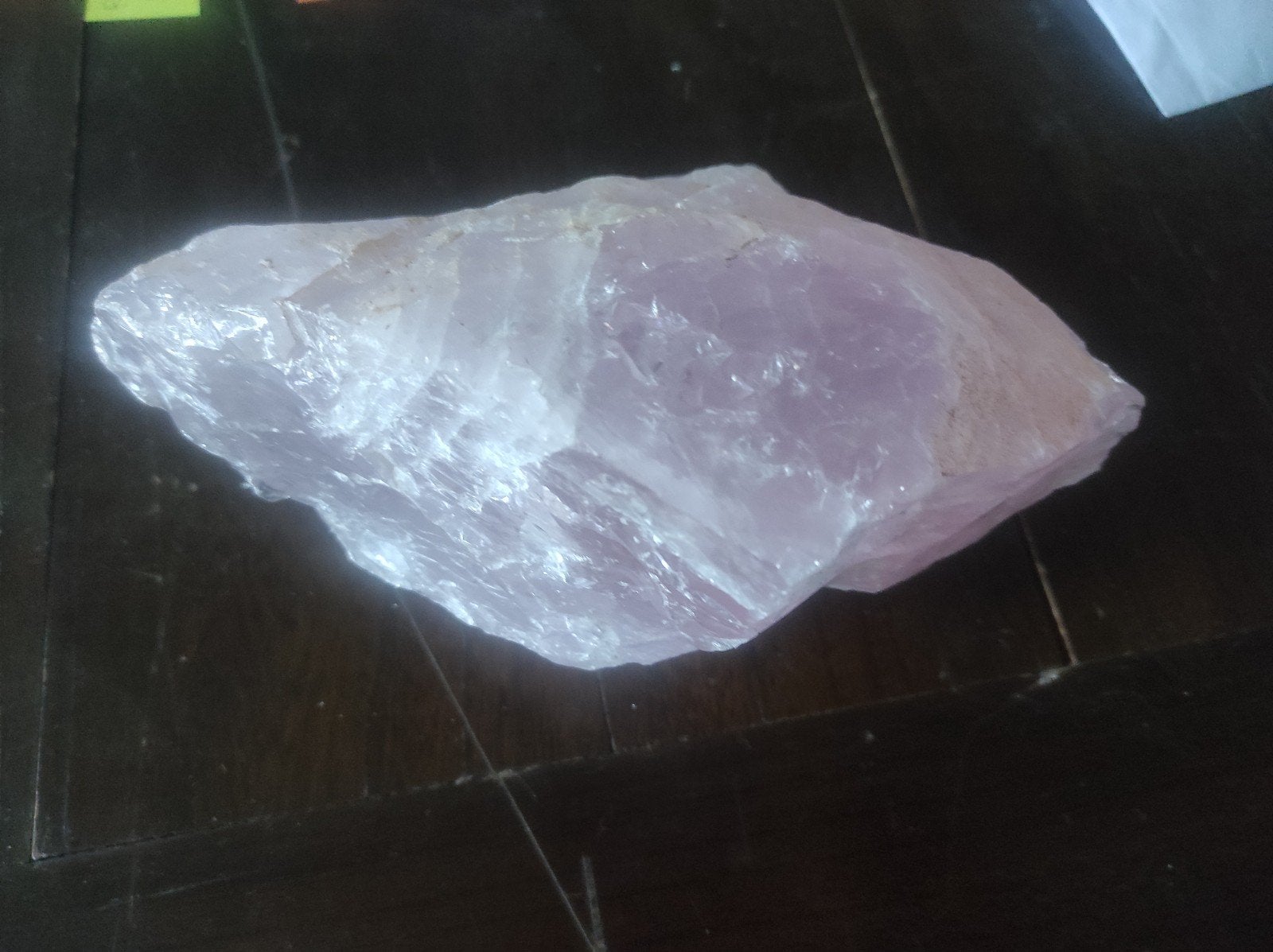 Grote ruwe Rozenkwarts steen - 6 kg, Verzamelen, Mineralen en Fossielen, Ophalen of Verzenden