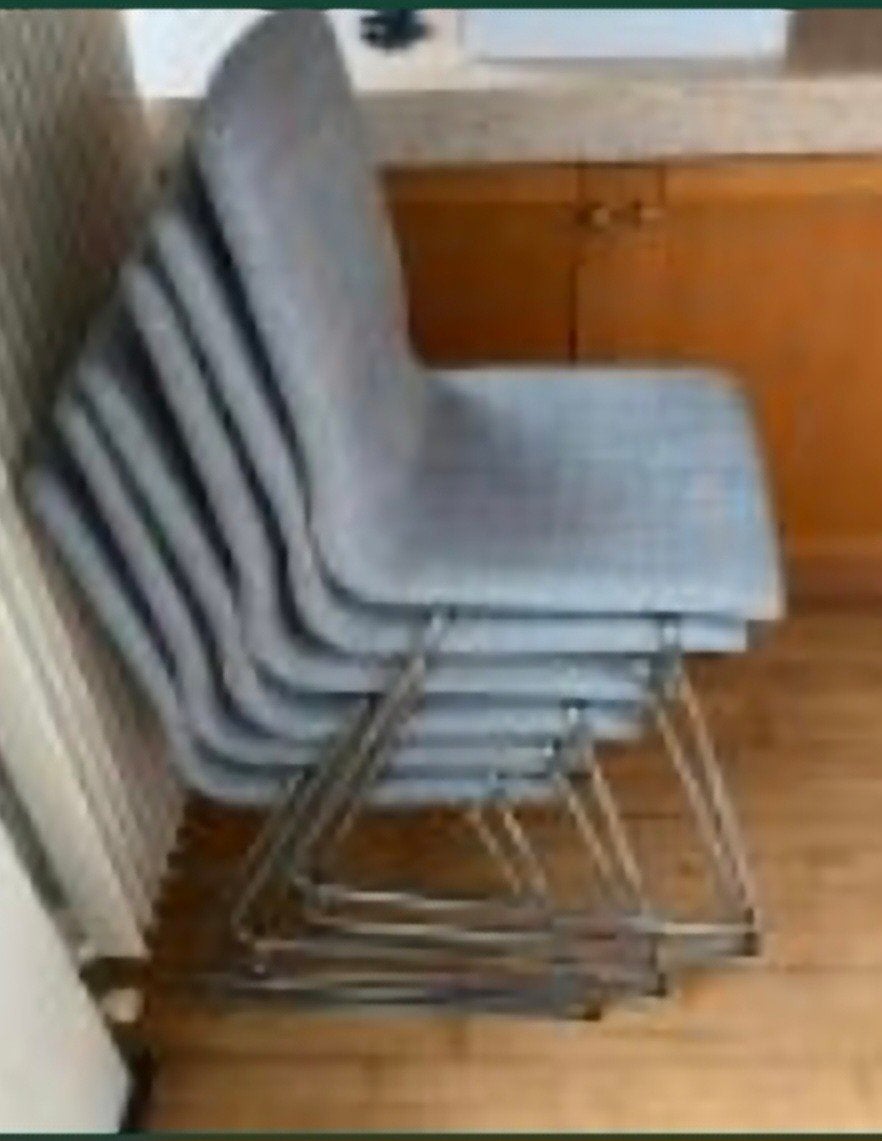 Set van 4 moderne eetkamerstoelen - grijs van  Ikea Lillanas, Ophalen, Modern, Stapelbaar, Gebruikt, Metaal