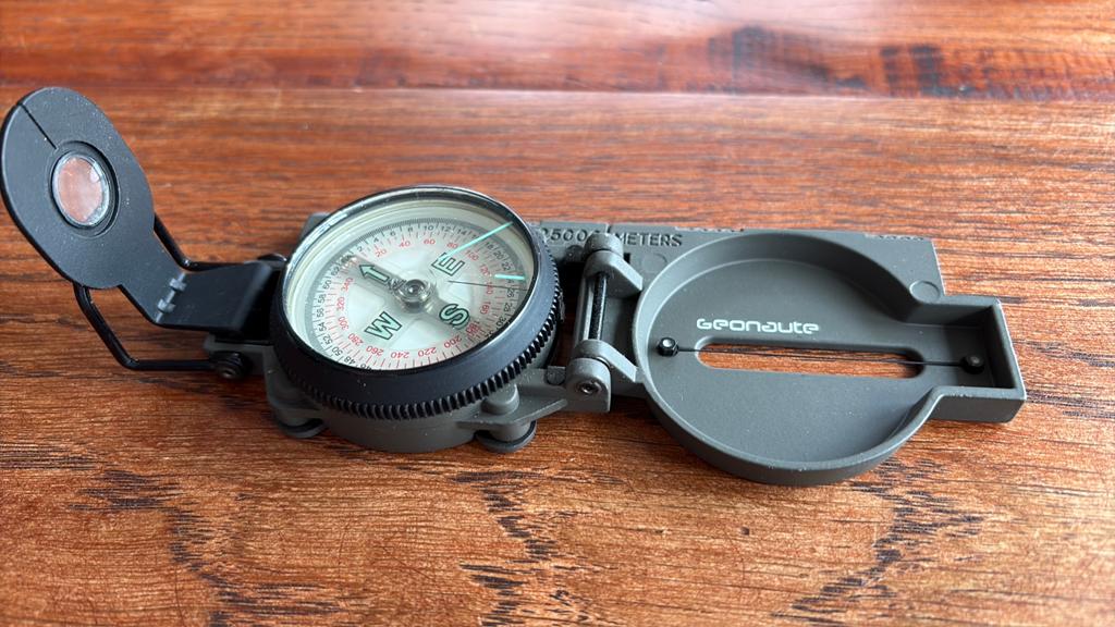 Geonaute kompas voor wandelen en navigatie, Ophalen of Verzenden, Gebruikt, Navigatie of Gps