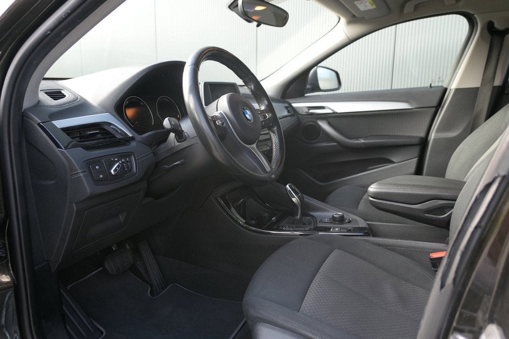BMW X2 SDrive20i Executive, Auto's, BMW, 1998 cc, Bruin, 1435 kg, Bedrijf