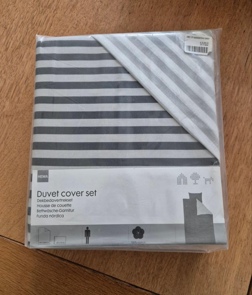 Dekbedovertrekset hema 1 persoons 140 x 200 nieuw, Huis en Inrichting, Eenpersoons, Wit, Nieuw, Ophalen of Verzenden