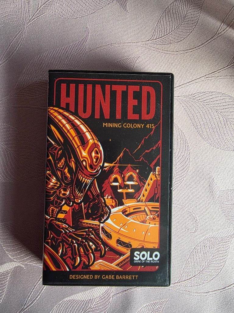 Hunted: Mining Colony 415 (2nd Edition) (2024) [Solo Game], Een of twee spelers, Ophalen, Zo goed als nieuw, Best With 1 Games