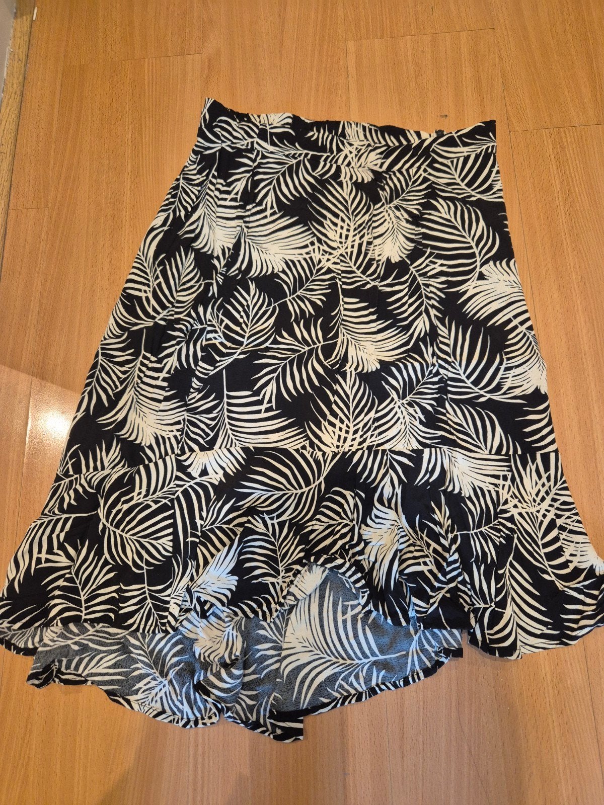 Hema rok met palmbladprint - Maat M, Kleding | Dames, Rokken, Maat 38/40 (M), Zwart, Ophalen of Verzenden, Gedragen