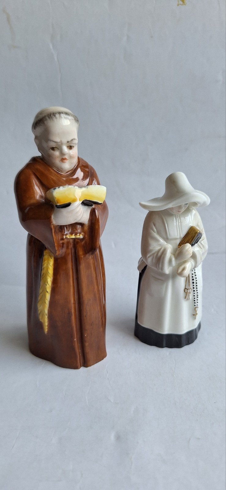 Royal Worcester Kaarsen Dovers Monnik en Non, Ophalen of Verzenden