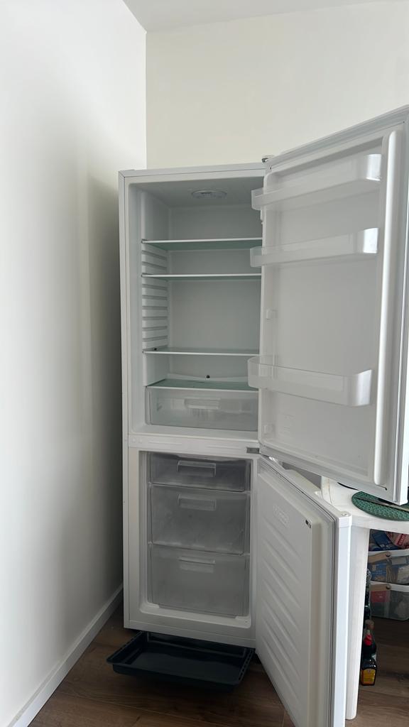 Koelkast / Fridge, Witgoed en Apparatuur, Koelkasten en IJskasten, Ophalen, 200 liter of meer, 160 cm of meer, Zo goed als nieuw
