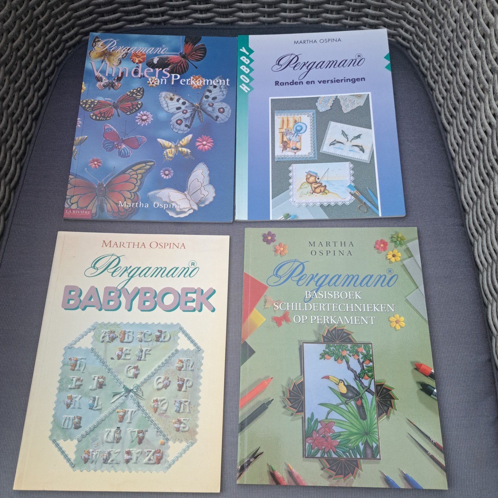 4 boeken van Martha Ospina over Pergamano (perkament), Ophalen of Verzenden, Gelezen, Overige onderwerpen, Martha Ospina