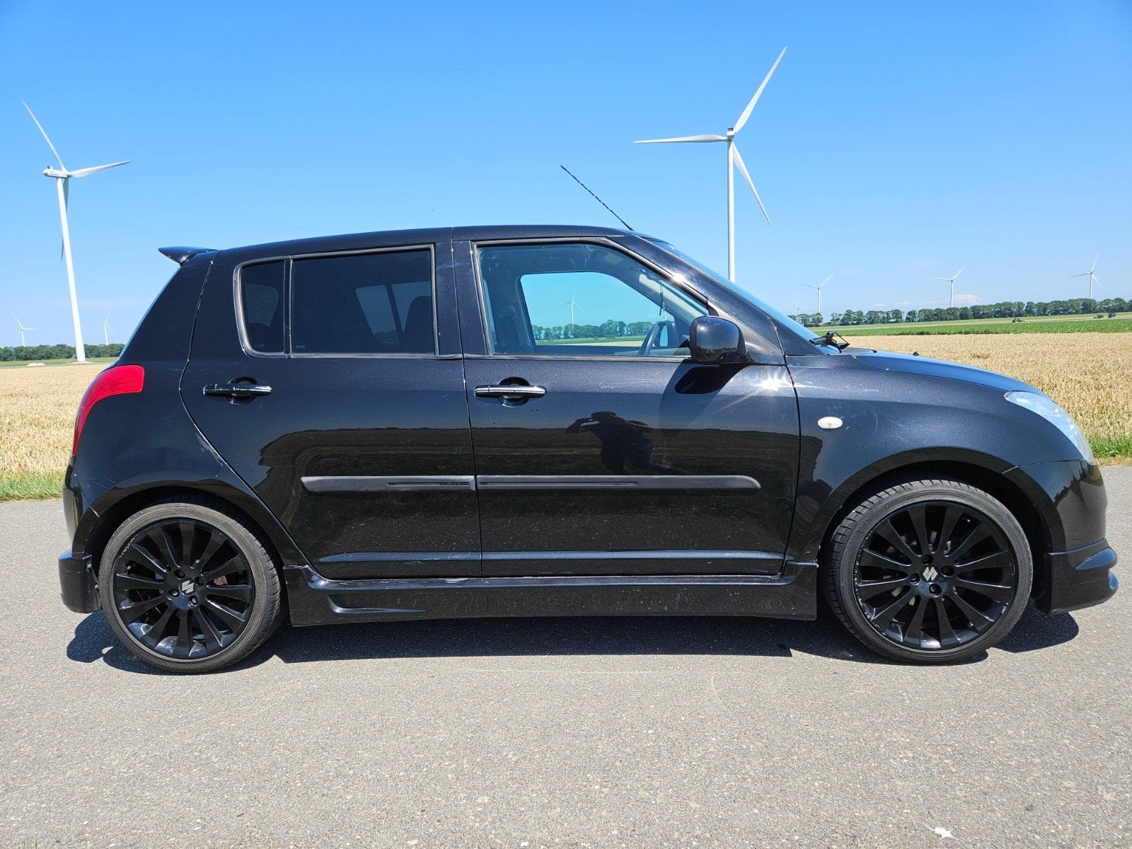 Suzuki Swift Sport 1.3 5Deurs 2007 Zwart full option, Auto's, Suzuki, Voorwielaandrijving, 40 €/maand, 965 kg, 400 kg
