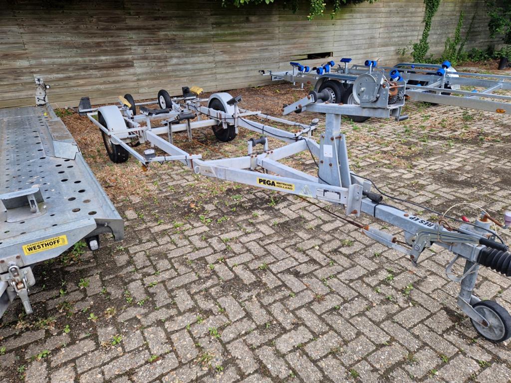 Pega Z1350/565 met kenteken. !!!, Watersport en Boten, Boottrailers, Ophalen, Minder dan 1500 kg, Gebruikt, Overige typen