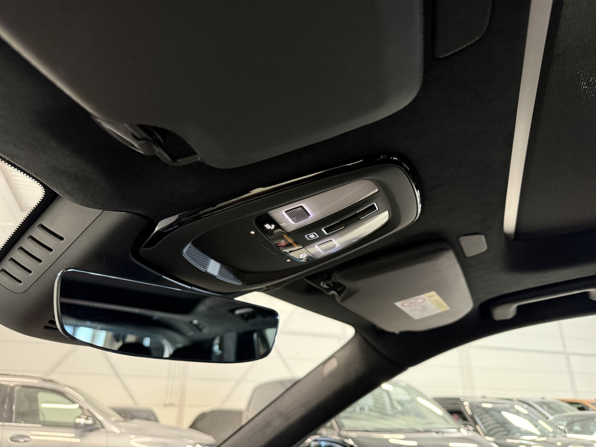 Foto 43 van Volvo XC90 T8 Recharge AWD R-Design PANO/B&W/TREKHAAK/360CAM