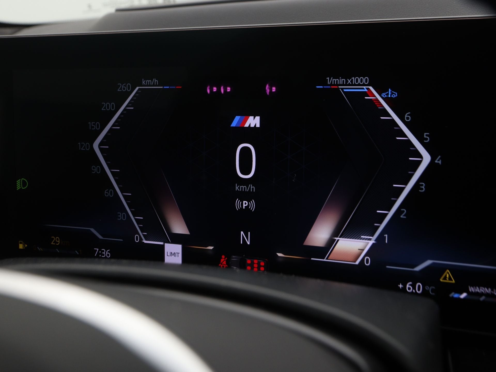 BMW X7 xDrive40i M Sport Pro SEPANG BRONZE METALLIC, Auto's, Zwart, Bruin, 7 stoelen, 2998 cc