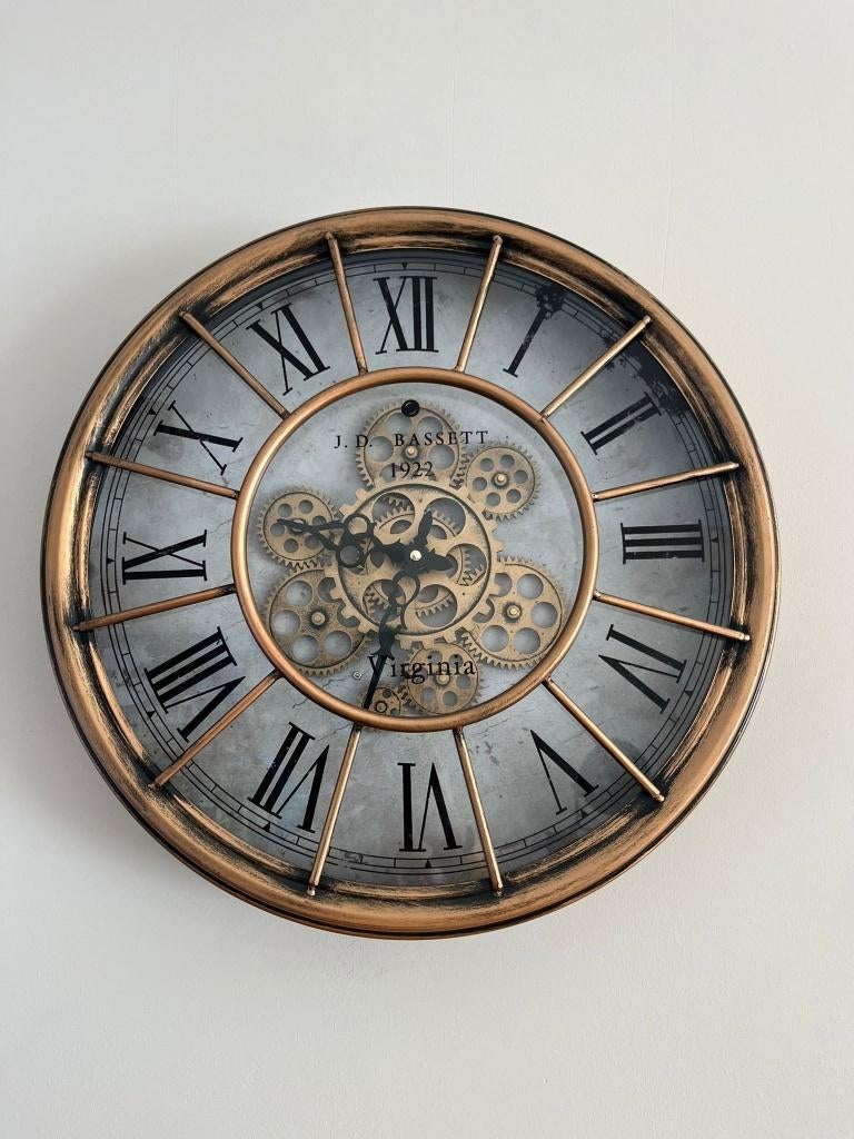 Industriële Wandklok–Diameter 45 cm–Draaiende Tandwielen, Huis en Inrichting, Woonaccessoires | Klokken, Ophalen, Zo goed als nieuw