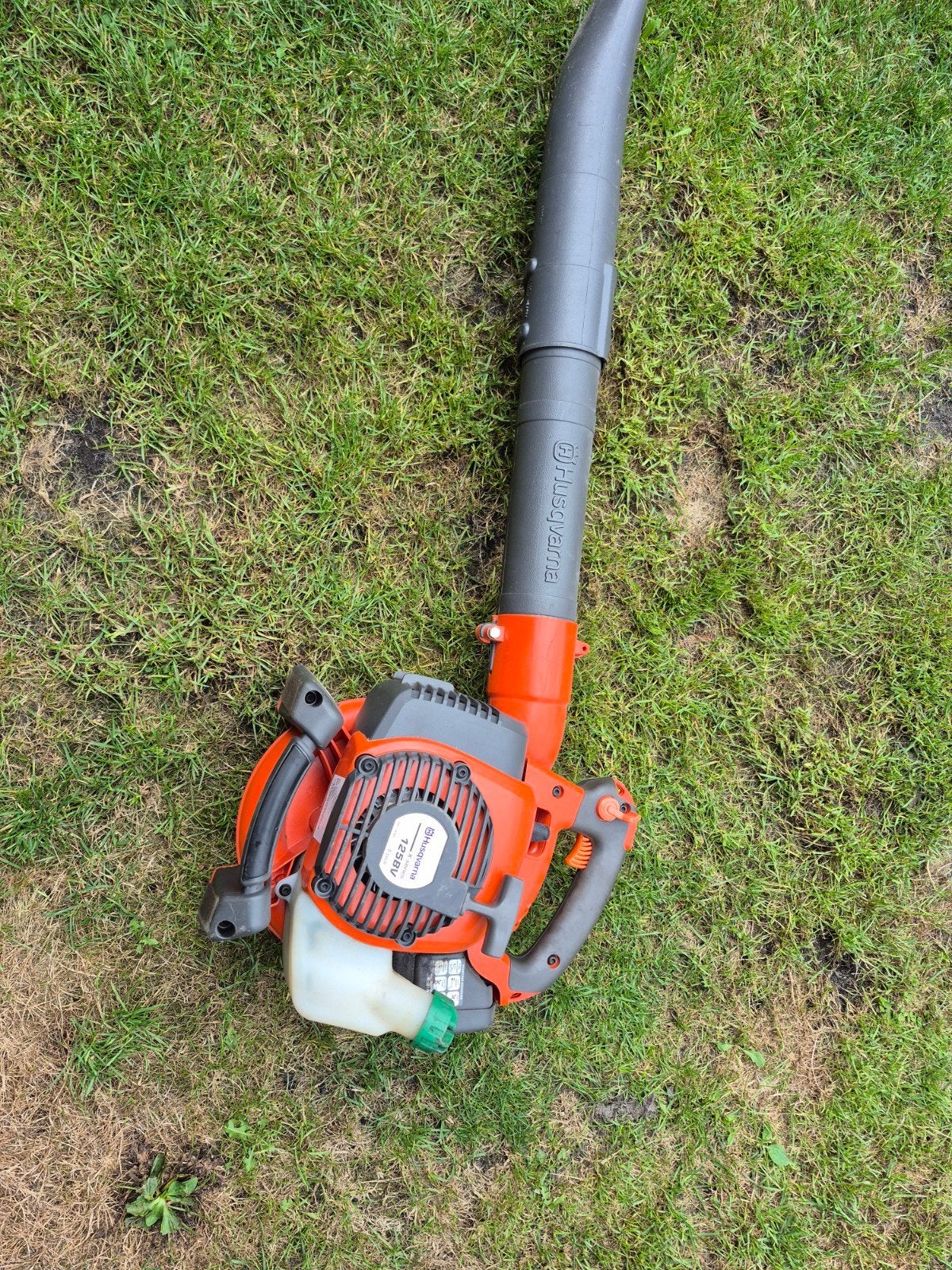 Husqvarna bladblazer 125bv, Ophalen, Benzine, Handgedragen, Zo goed als nieuw