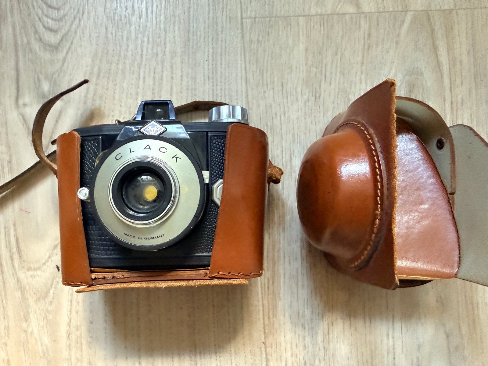Vintage Agfa Clack camera met lederen tas, Audio, Tv en Foto, Ophalen of Verzenden, Gebruikt, Compact, Overige Merken