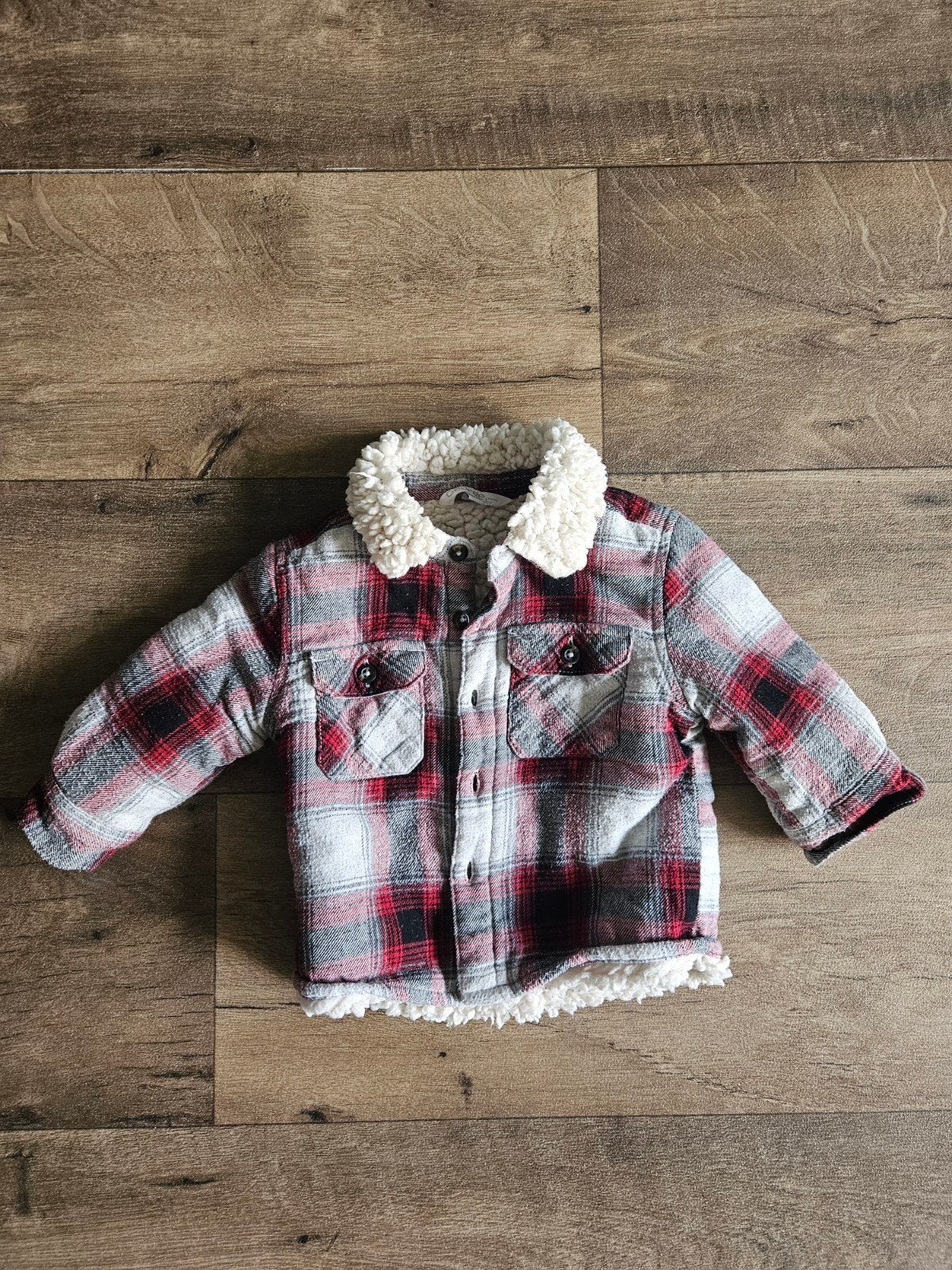Baby jasje George geruit gevoerd - maat 6-12 maanden, Ophalen of Verzenden, Gebruikt, George, Jongetje
