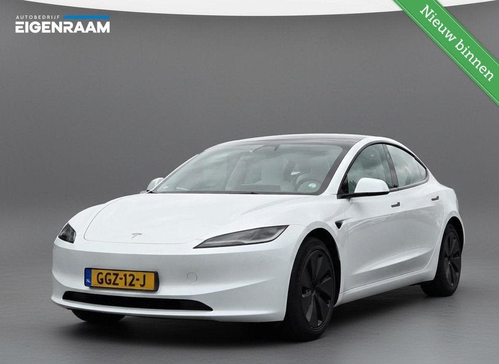 Tesla Model 3 RWD 60kWh | Trekhaak | Premium interieur, Auto's, Tesla, Automaat, Achterwielaandrijving, Gebruikt, 1736 kg