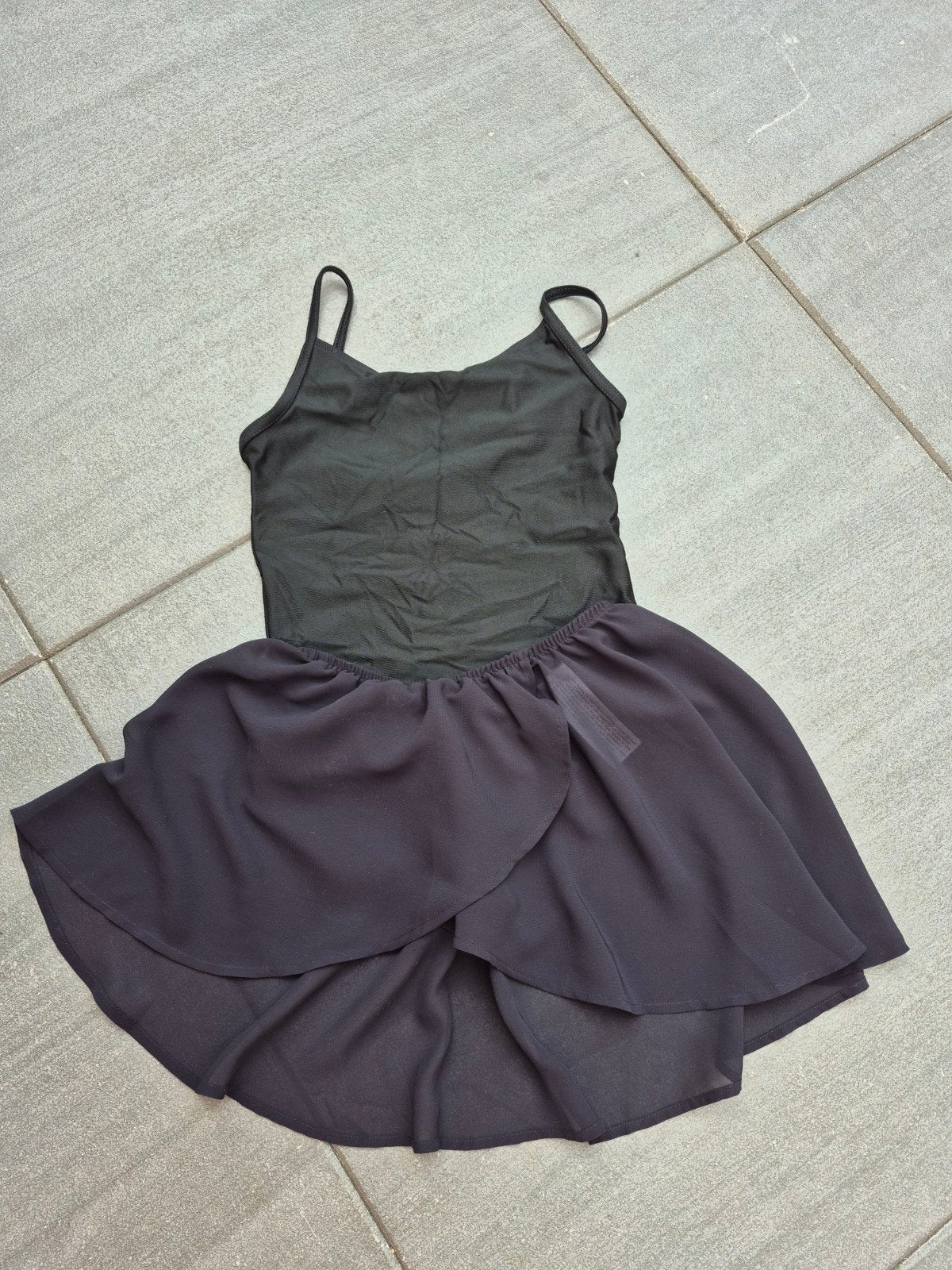 Balletpakje zwart met rokje, Ophalen of Verzenden, Zo goed als nieuw, Kleding