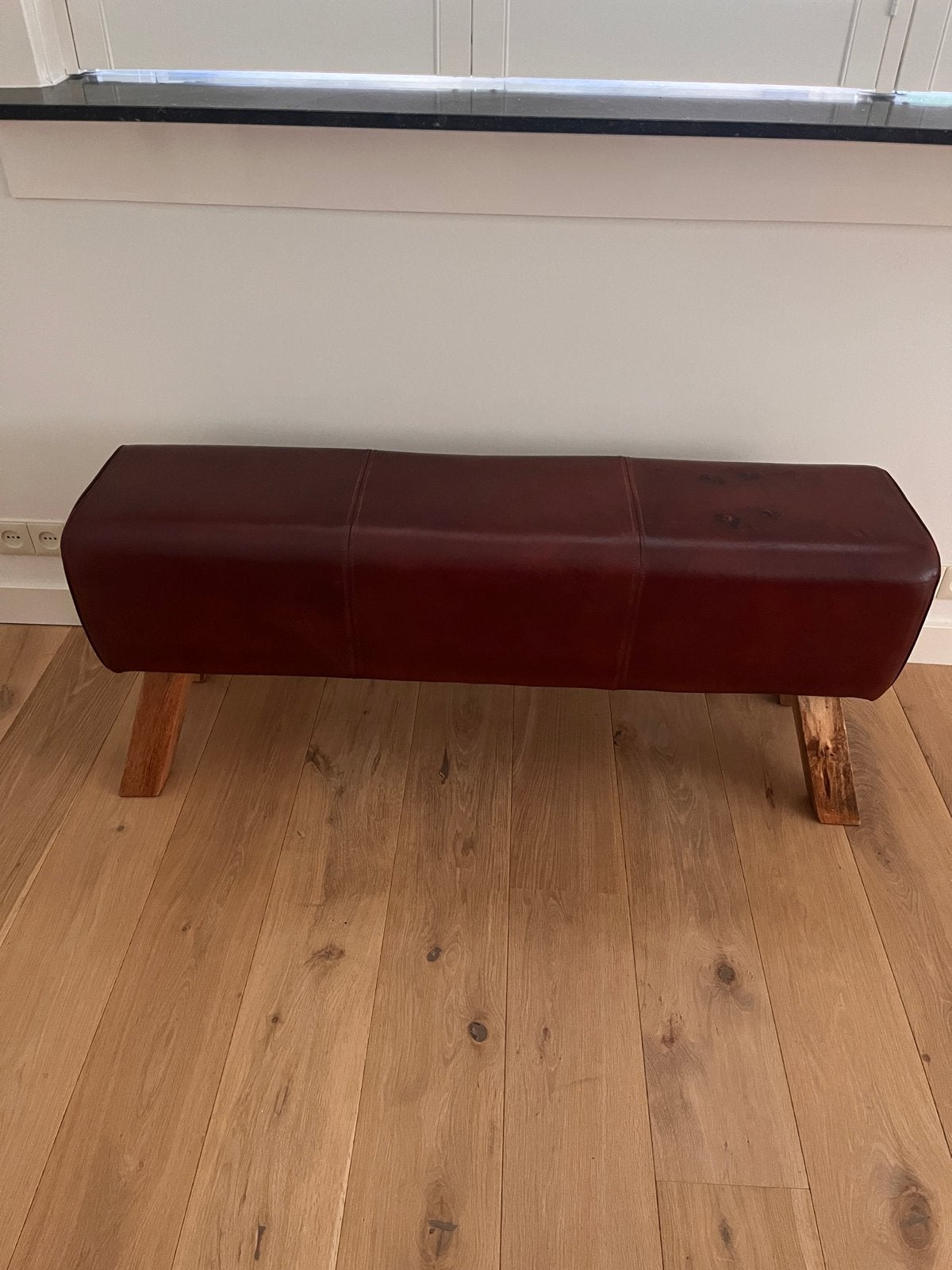 Turnbok bankje Invicta Interiors 120x30x50cm, Ophalen, Gebruikt, Bruin, Eén