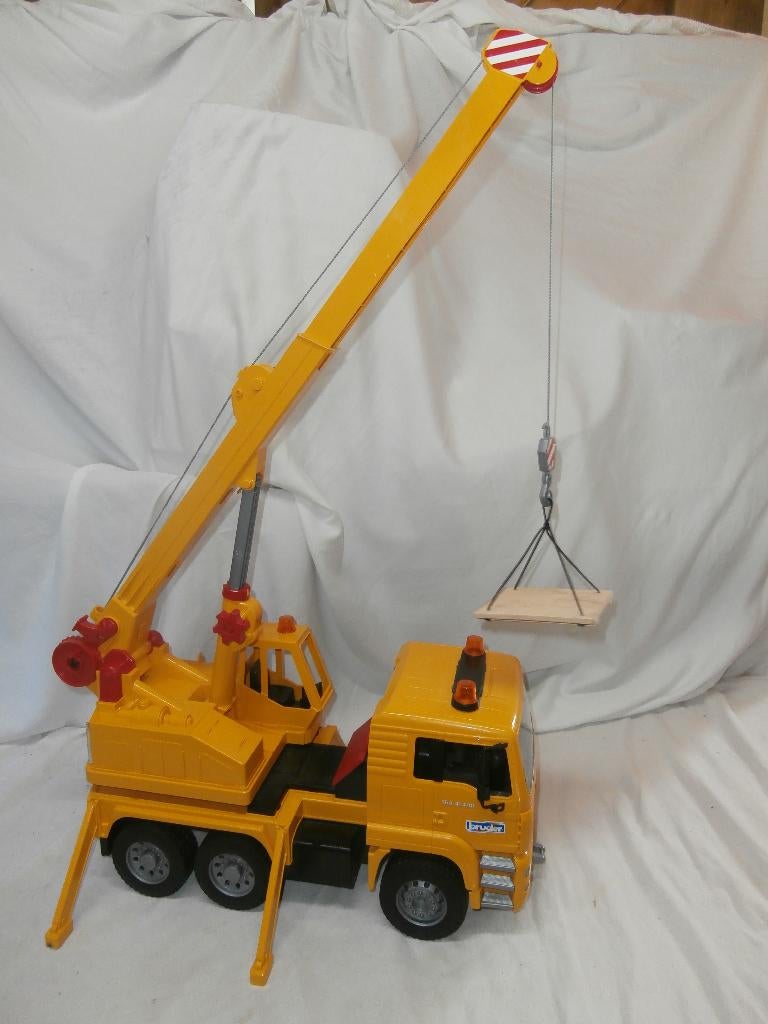 Bruder MAN TGA Telecrane TC 4500 hijskraan, Ophalen, Zo goed als nieuw