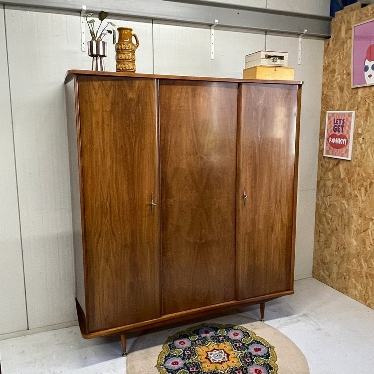 Mid-century vintage 3 deurs kledingkast wardrobe hang leg, Huis en Inrichting, Ophalen, Met deur(en), Gebruikt, 150 tot 200 cm