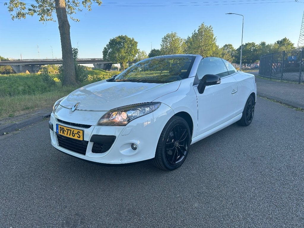Renault Mégane Privlege uitvoering 1.4 TCE CC 2011 Wit, Auto's, Voorwielaandrijving, Euro 5, 4 cilinders, Cabriolet