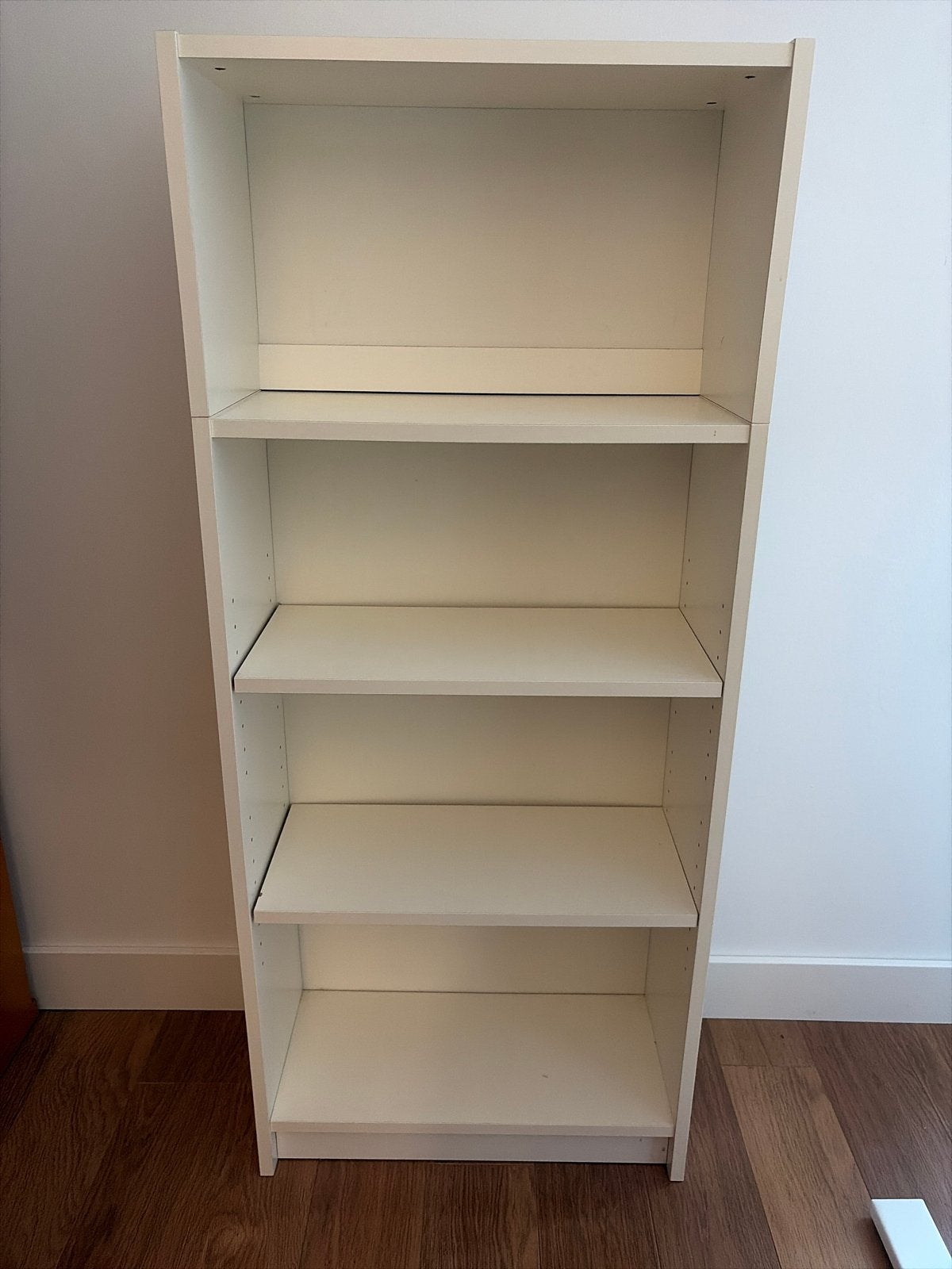 Billy Witte Boekenkast met 4 Planken - Gebruikt, Huis en Inrichting, Kasten | Boekenkasten, Ophalen, Met plank(en), Gebruikt, 100 tot 150 cm