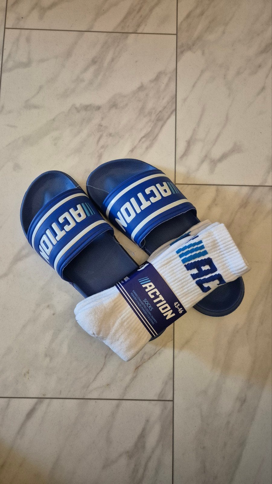 Action slippers en sokken set - Maat 43-44, Blauw, Ophalen of Verzenden, Action, Nieuw