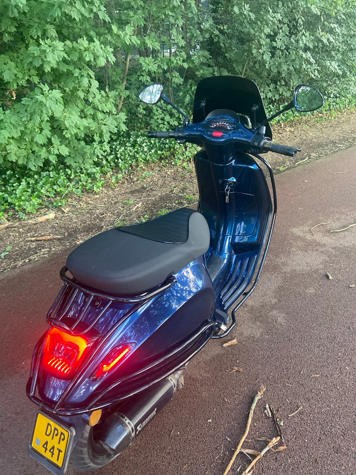 Vespa Sprint 2019 met Custom Kleur, Fietsen en Brommers, Scooters | Vespa, Ophalen, Overige modellen, Maximaal 45 km/u, Zo goed als nieuw