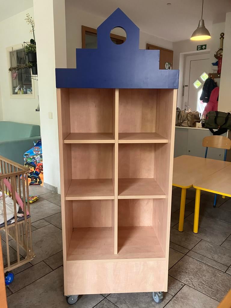Boekenkast kinderkamer, Ophalen, Met plank(en), Gebruikt, 100 tot 150 cm