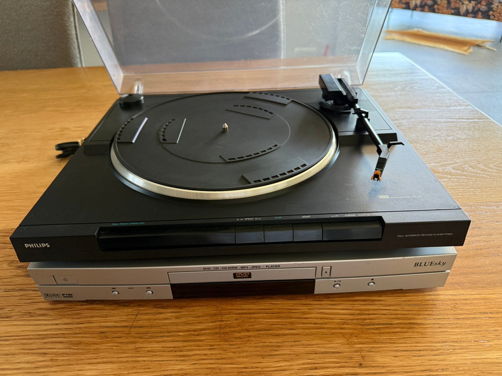 PHILIPS PLATENSPELER FP563 +BLUEsky CD -DVD- MP3-JPEG player, Ophalen of Verzenden, Gebruikt, Platenspeler, Philips