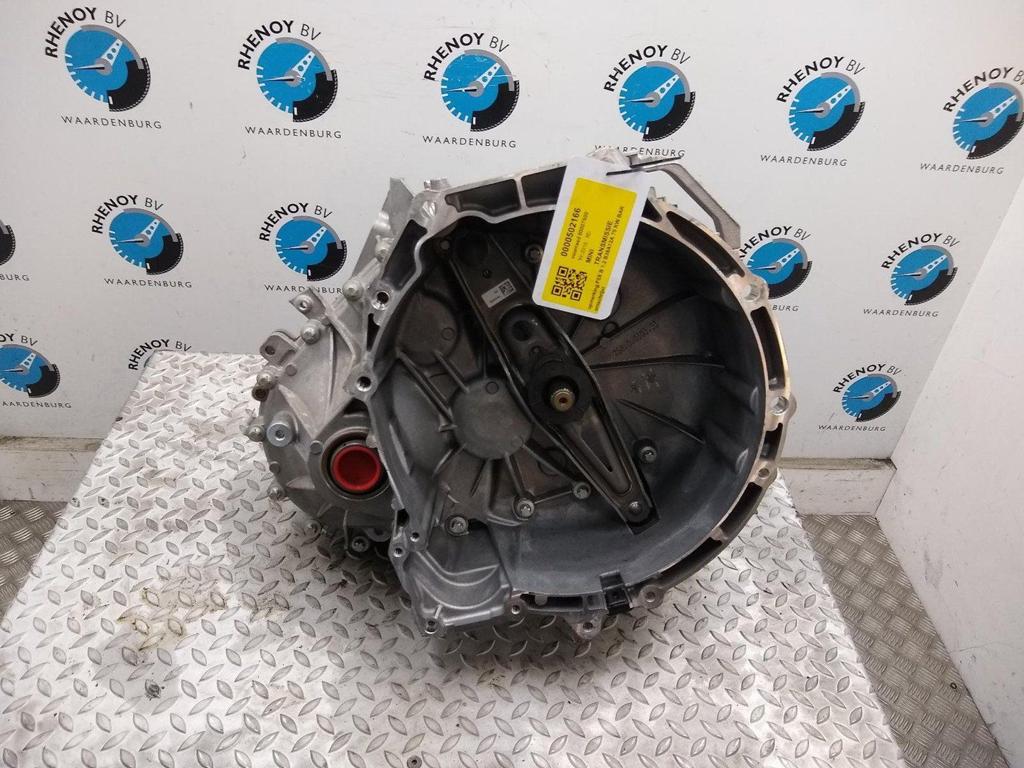 MINI (BMW) MINI TRANSMISSIE / VERSNELLINGSBAK 2016, Ophalen of Verzenden, Gebruikt, Stiba lid