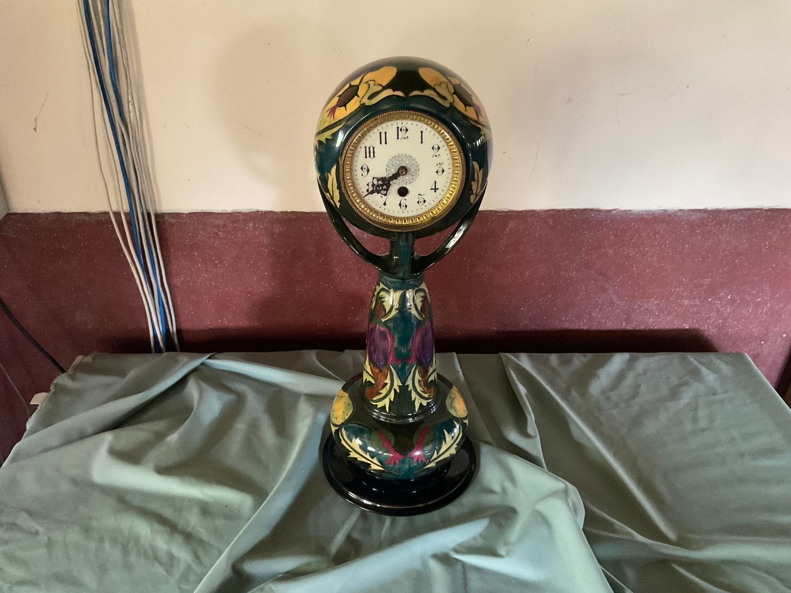 Antiek art nouveau keramieken klok, Ophalen