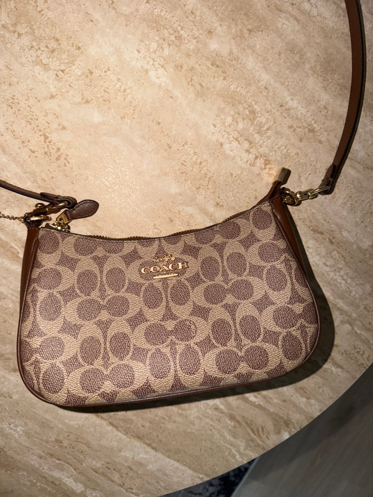 Coach tas monogram, Sieraden, Tassen en Uiterlijk, Tassen | Schoudertassen, Ophalen of Verzenden, Zo goed als nieuw, Zwart