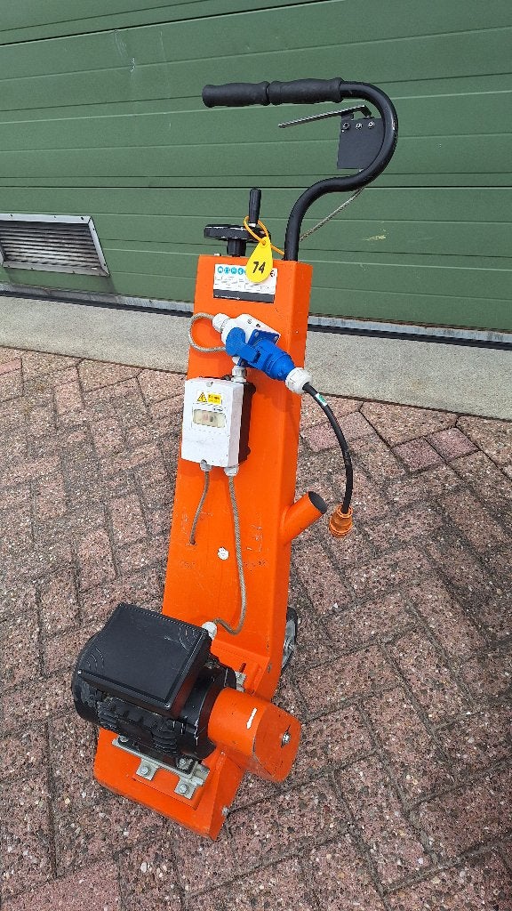 Vloerfreesmachine lamellenfrees 230V Trelawny TFP200, Ophalen, Gebruikt, Lamellenfrees, Industriepark 2a 9351PA Leek