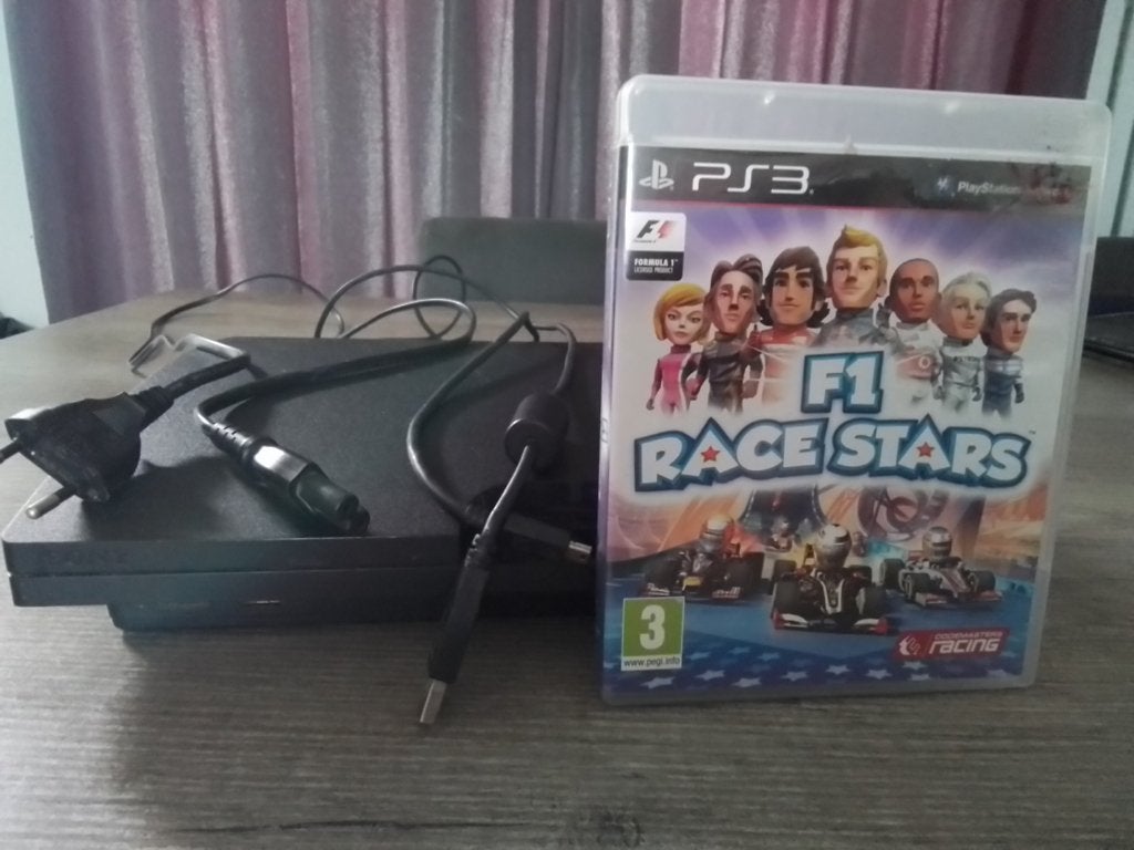 Te koop Playstation 3 met spel etc, Spelcomputers en Games, Ophalen, 1 speler, Racen en Vliegen, Zo goed als nieuw