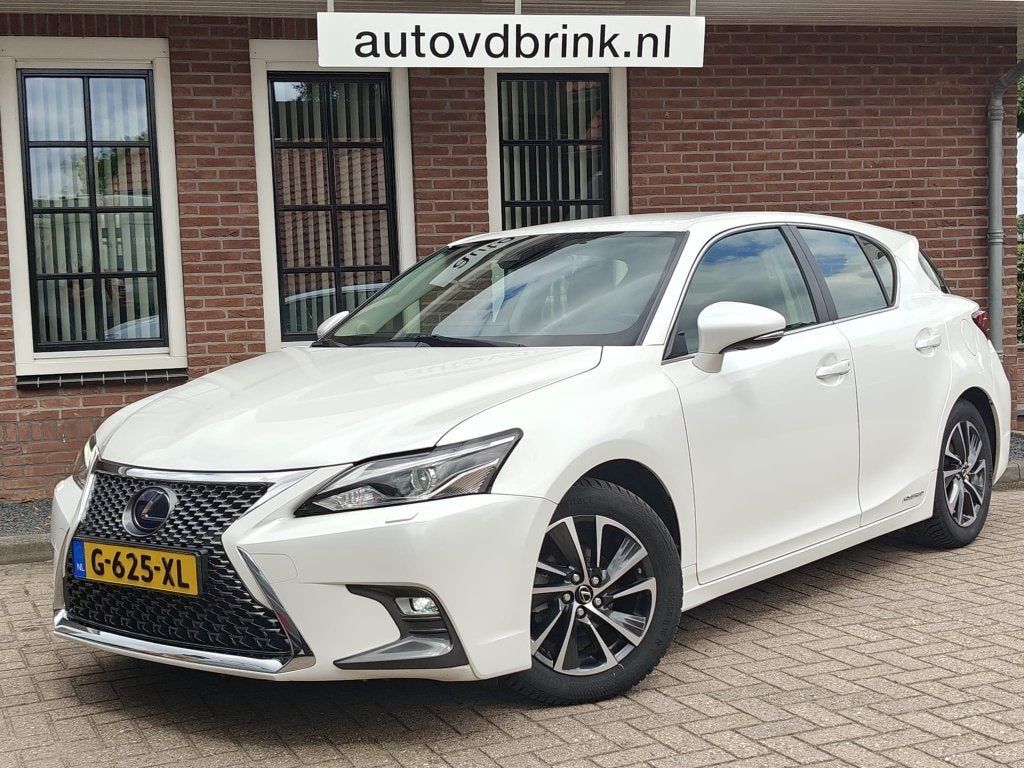 Lexus CT 200h Edition 30 NETTE AUTO / DEALER ONDERHOUDEN, Gebruikt, Euro 6, 4 cilinders, Wit