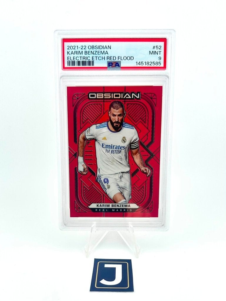 Karim Benzema /10 PSA 9 Obsidian Red Panini Real Madrid, Ophalen of Verzenden, Zo goed als nieuw, Plaatje