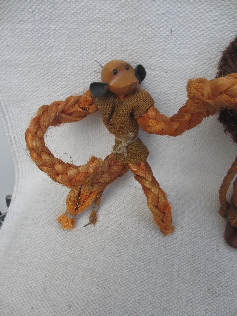 DRIE zeldzame Jørgen Bloch gevlochten touw lion & monkey 2x, Antiek en Kunst, Ophalen of Verzenden
