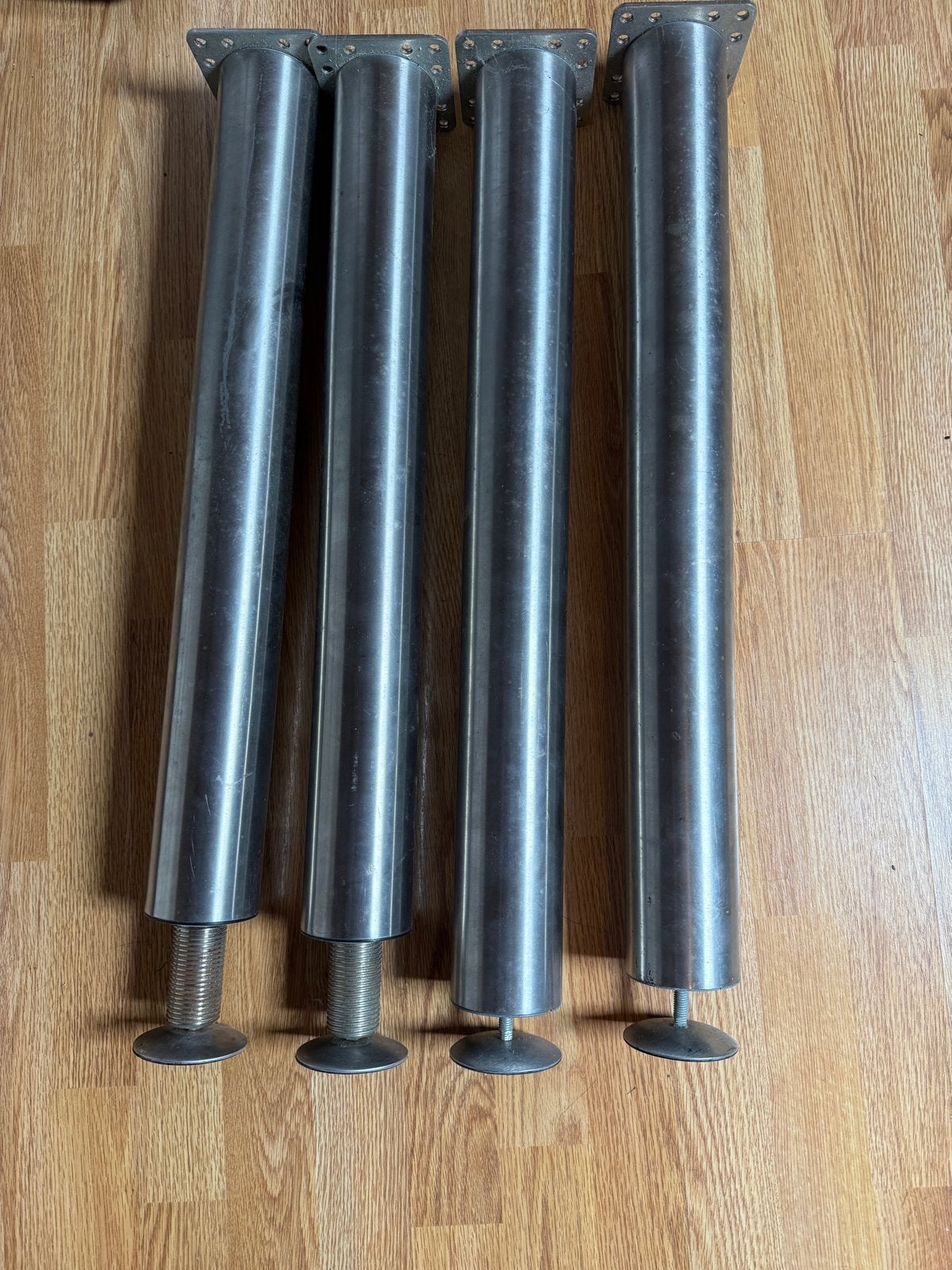 Set van 4 metalen tafelpoten - verstelbaar, Ophalen, Tafelpoot, Minder dan 50 cm, Gebruikt
