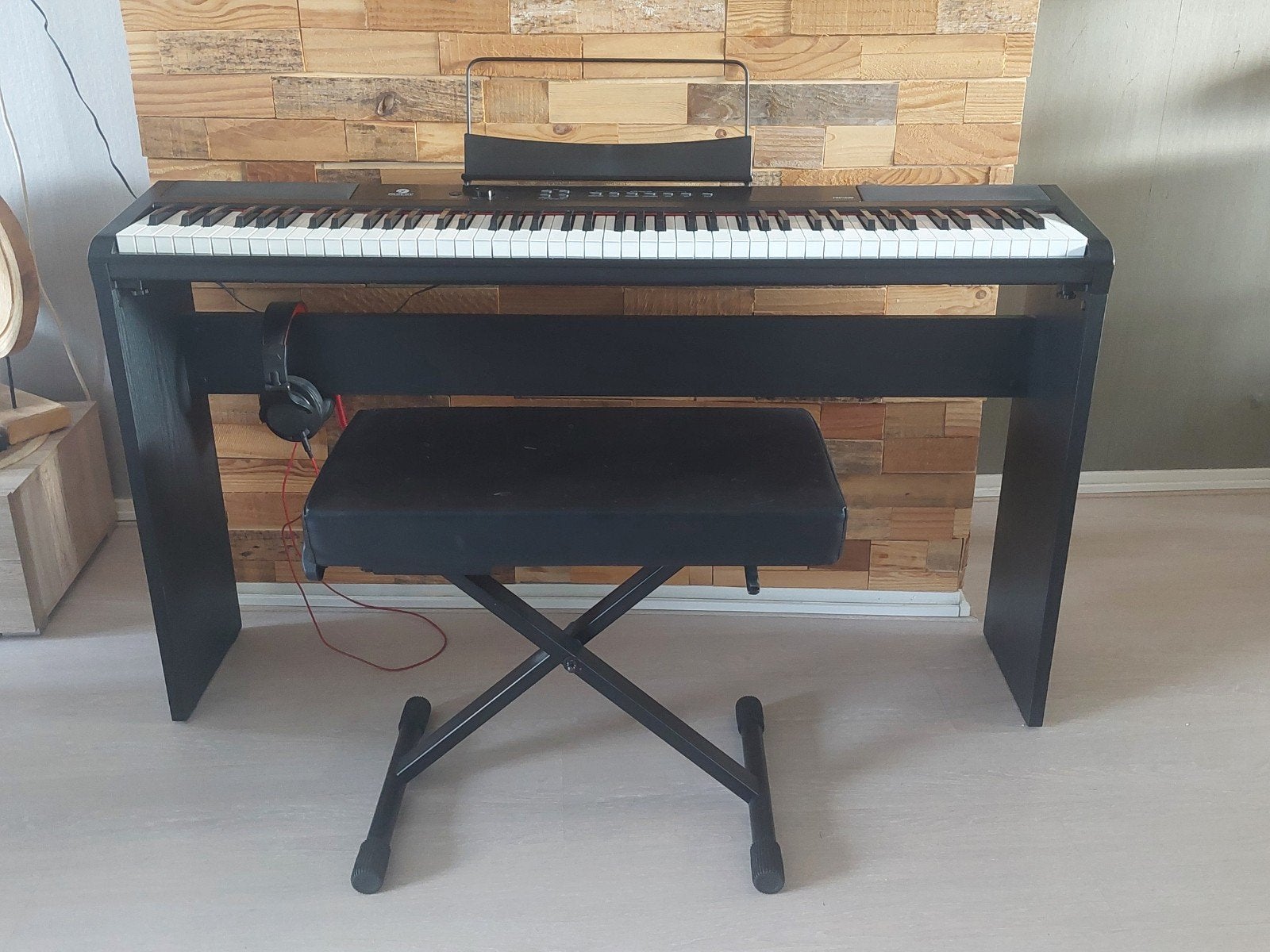 Digitale piano Fazley ESP-200 met standaard en kruk, Ophalen, Zo goed als nieuw, Zwart, Piano
