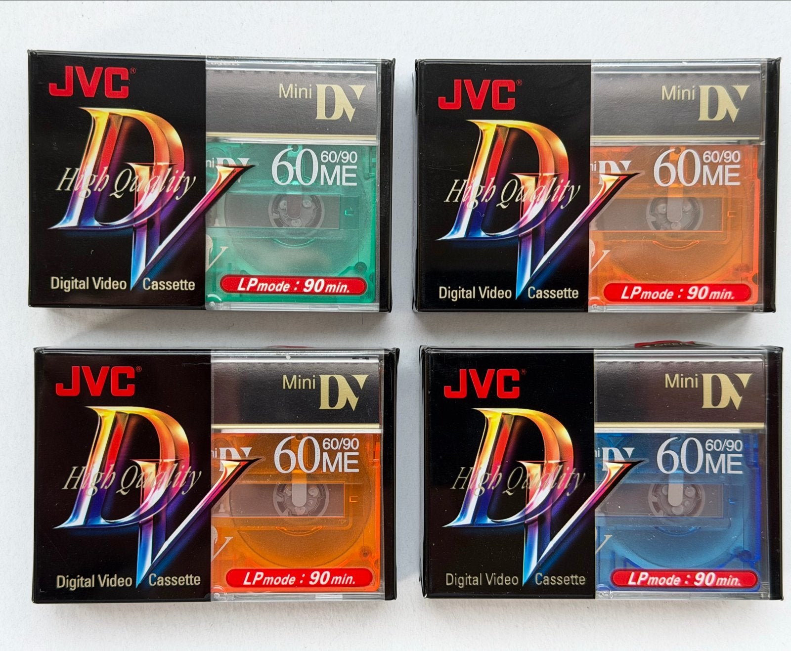 4 JVC Mini DV Cassettes, Metal Evaporated, topkwaliteit!, Audio, Tv en Foto, Mini dv, JVC, Nieuw, Band, Disc of Geheugen