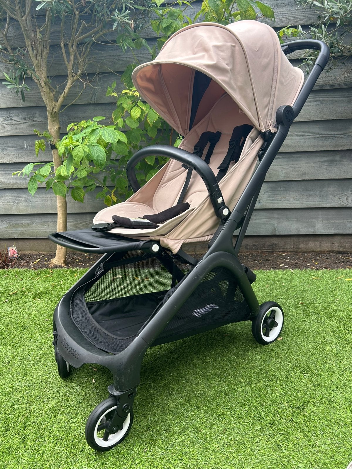 Bugaboo butterfly dessert taupe, Ophalen, Gebruikt, Regenhoes