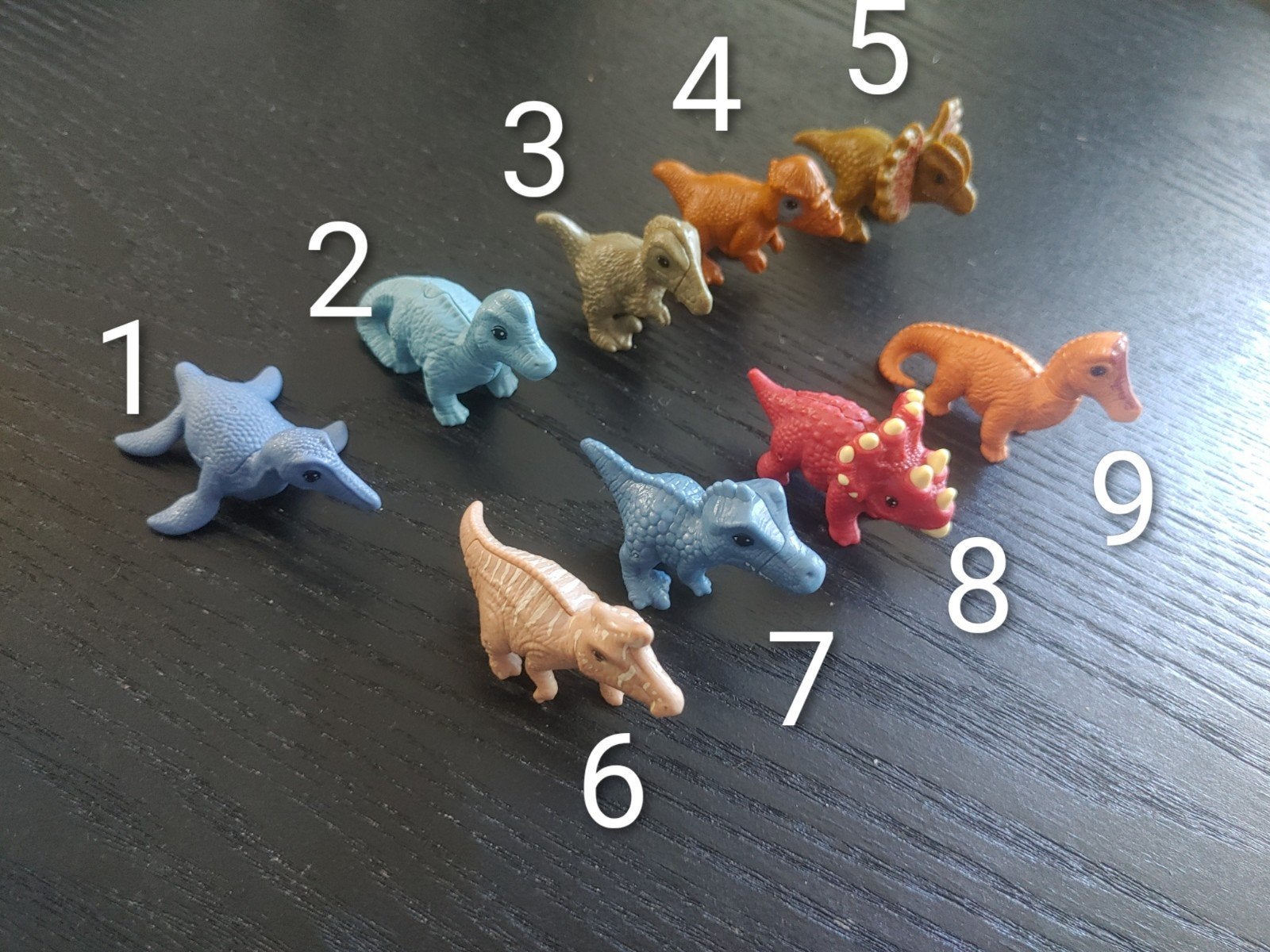 Dino's Kindersurprise Natoons, Ophalen of Verzenden, Nieuw, Hardplasticfiguren