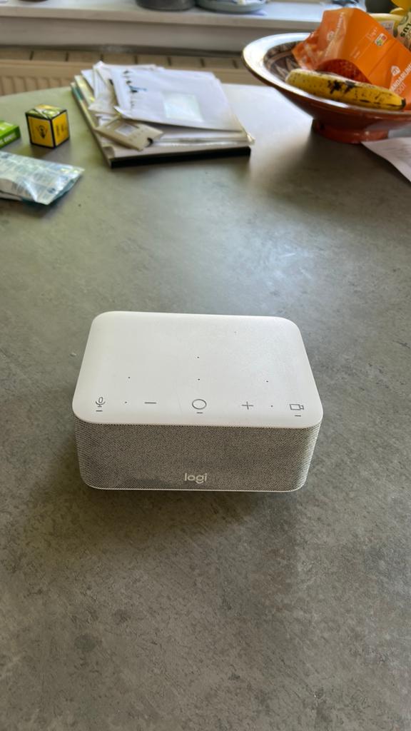Logitech dockingstation, Ophalen of Verzenden, Zo goed als nieuw, Laptop