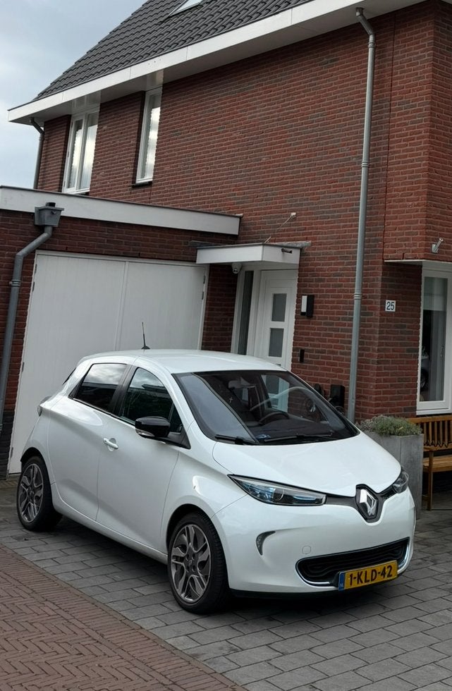Renault ZOE E 2013 Wit | Intens 43KwH. Netjes met storing., Auto's, Navigatiesysteem, Stof, Euro 6, Origineel Nederlands