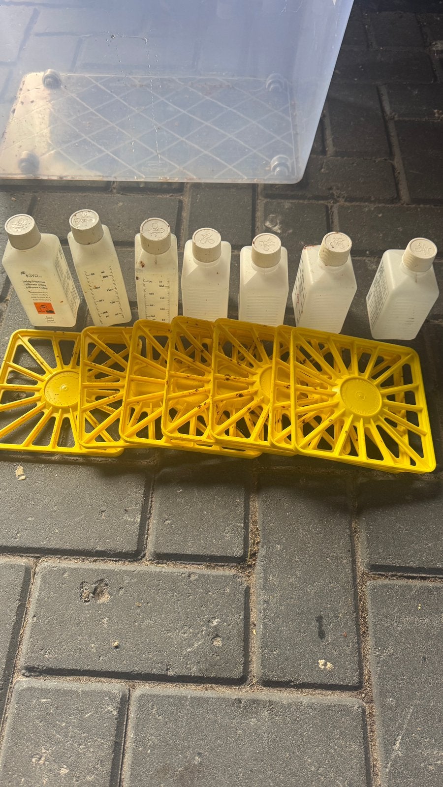 7 Liebig verdampers, Bijen