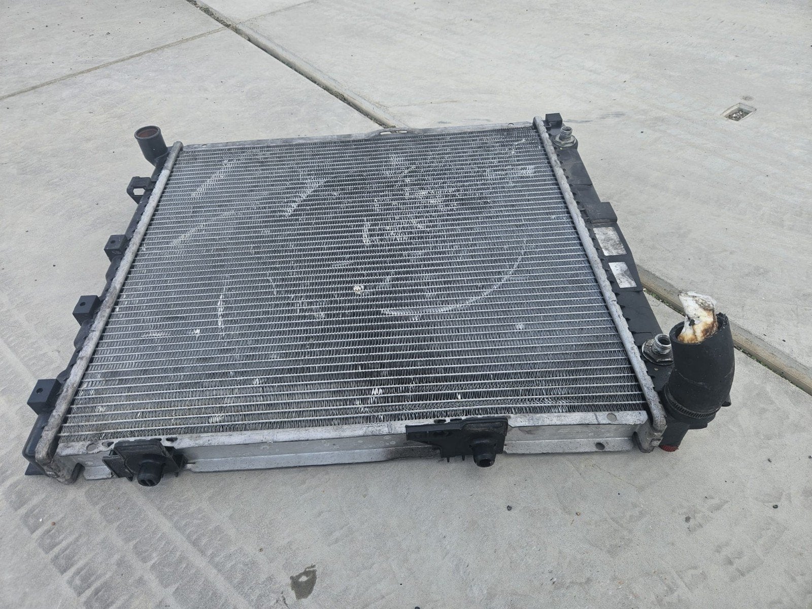 Radiateur Mercedes W124 Automaat, Ophalen, Gebruikt, Universele onderdelen