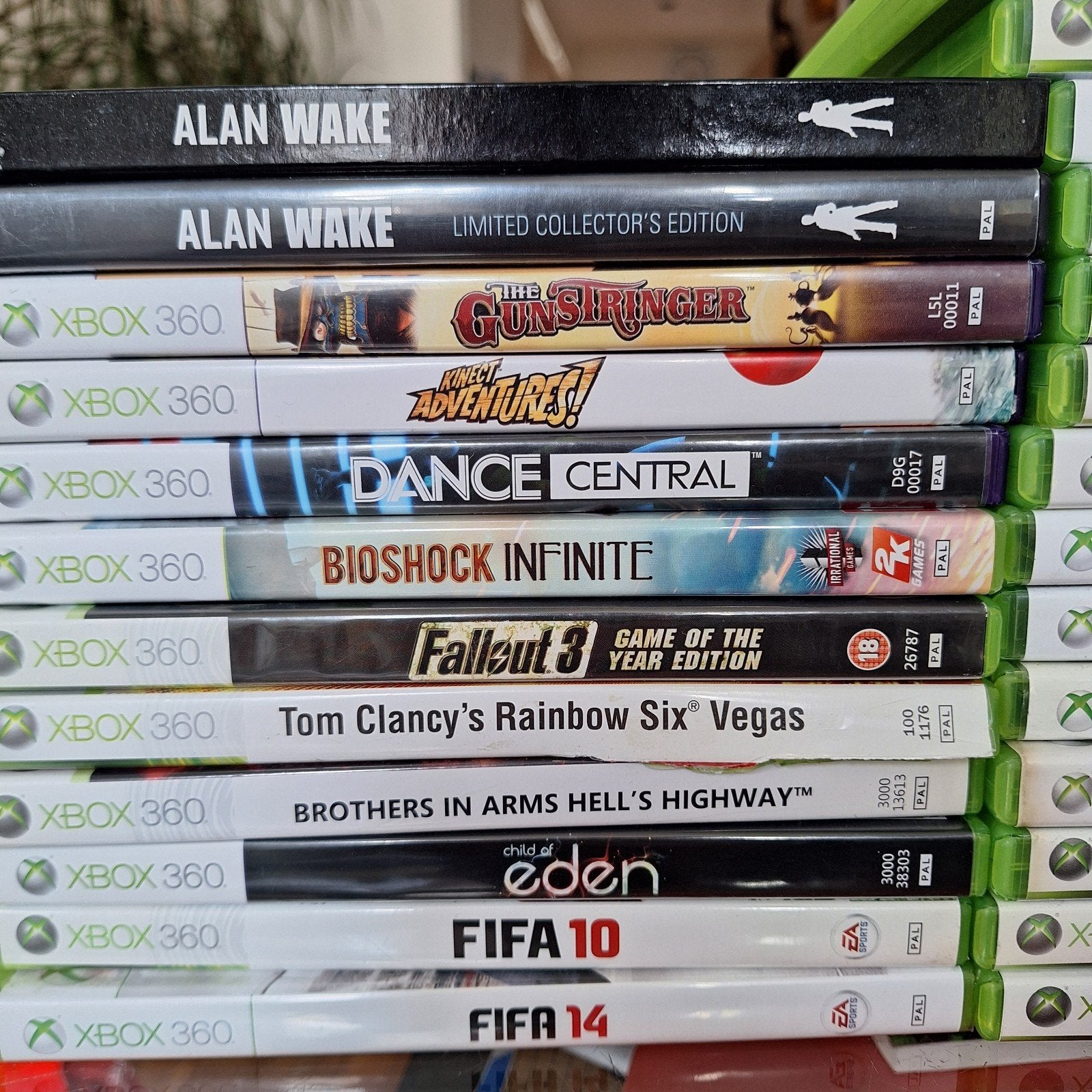 Diverse Xbox 360 games en 2 Wiiu games
image
Diverse xbox 36, 3 spelers of meer, Ophalen of Verzenden, Vanaf 3 jaar