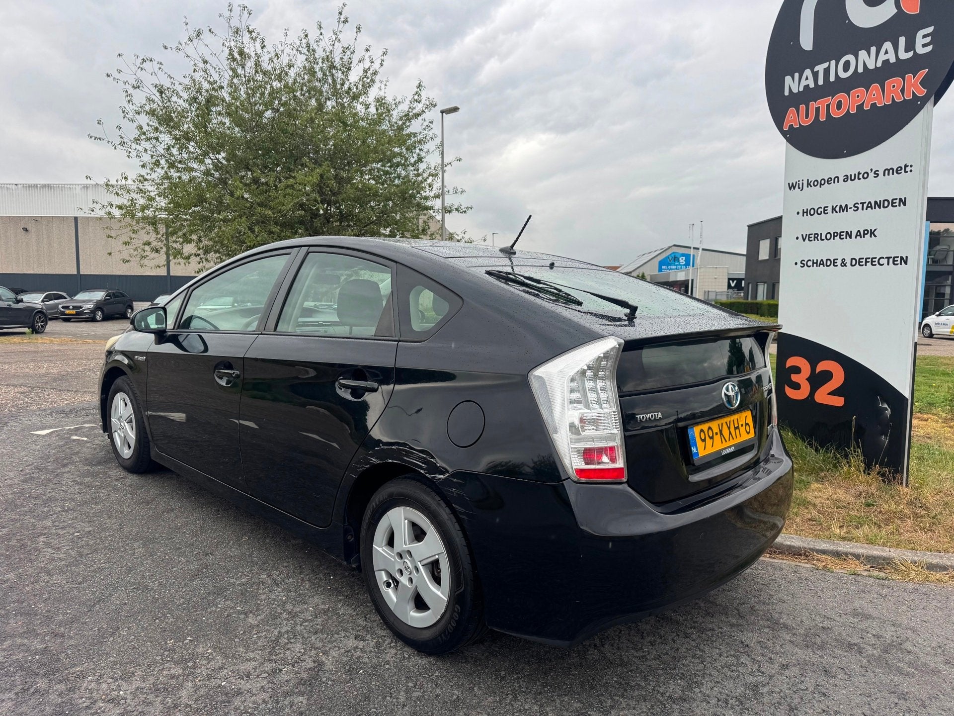 Toyota Prius 2010 * 1.8 Aspiration * Hybride * KOPPAKING LEK, Gebruikt, 4 cilinders, Zwart, Bedrijf