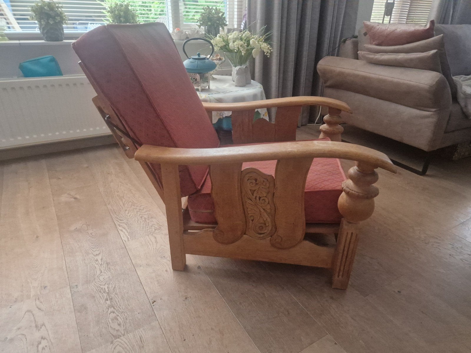 Vintage eiken rookstoel met roze kussens, Ophalen